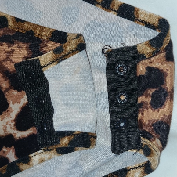 2 for $25  Leopard print mock turtleneck short sleeve bodysuit - Picture 3 of 5